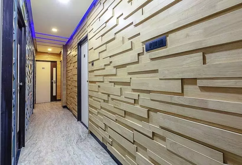 Fotos del hotel The Supreme Residency:  3