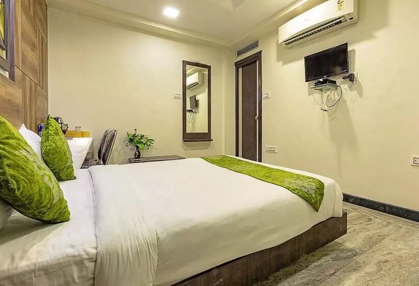 Fotos del hotel The Supreme Residency:  2