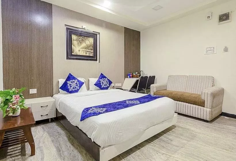 Fotos del hotel The Supreme Residency:  23