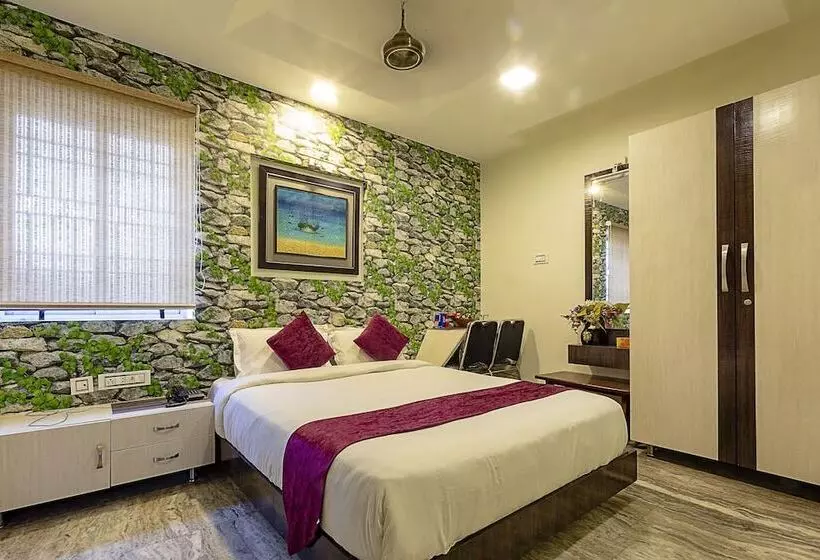 Fotos del hotel The Supreme Residency:  15