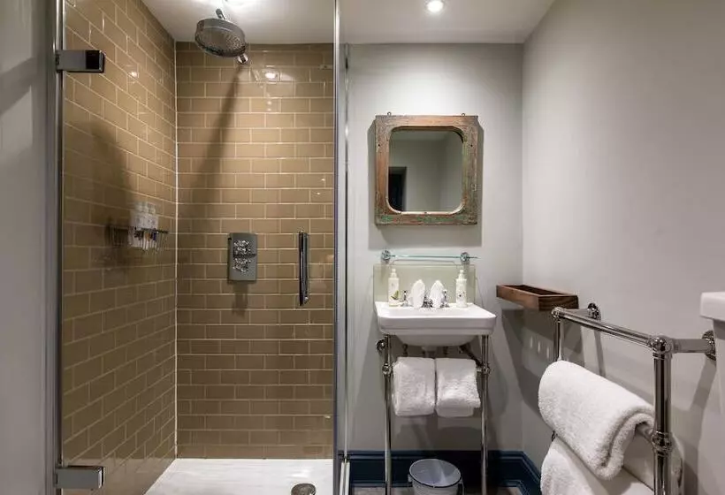 Fotos del hotel The Wheatsheaf Inn:  21