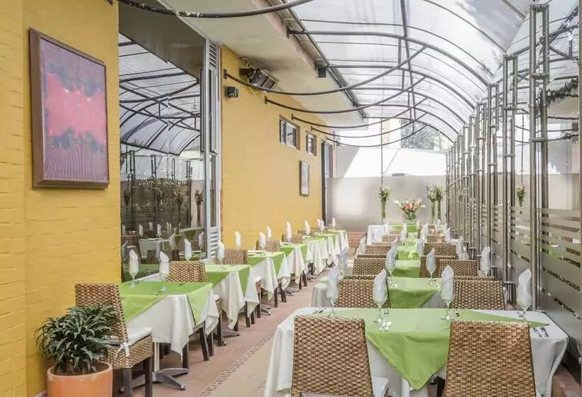 Fotos del hotel Apartamentos Regency La Feria:  13