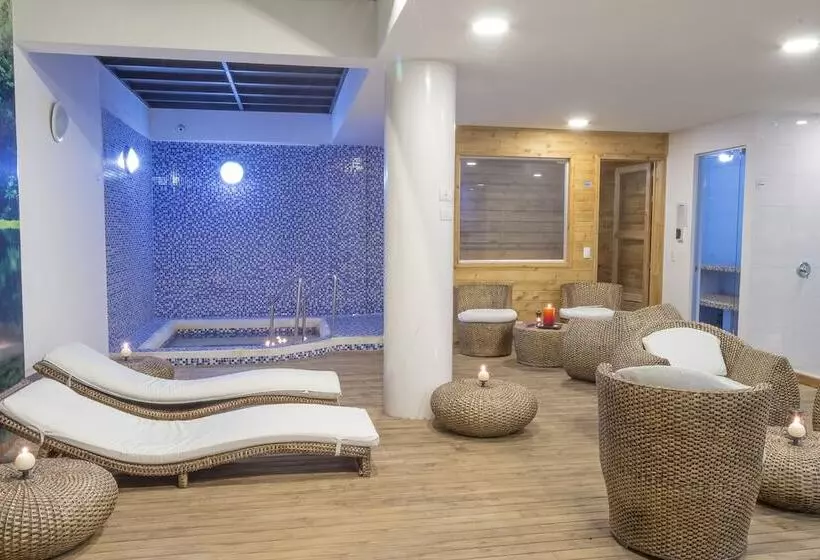 Fotos del hotel Apartamentos Regency La Feria:  20