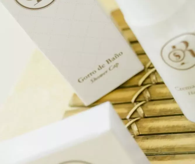 Fotos del hotel Apartamentos Regency La Feria:  10