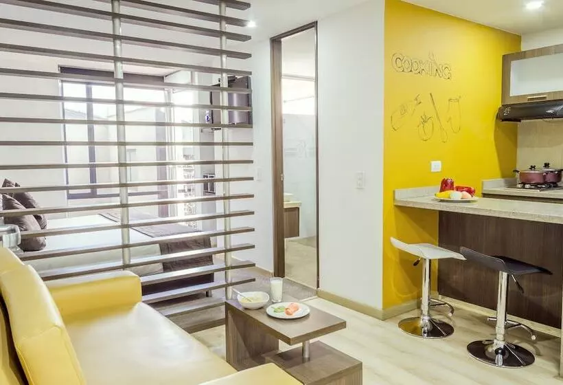 Fotos del hotel Apartamentos Regency La Feria:  8