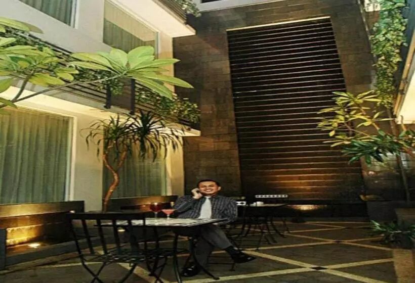 Fotos del hotel Cemara:  8