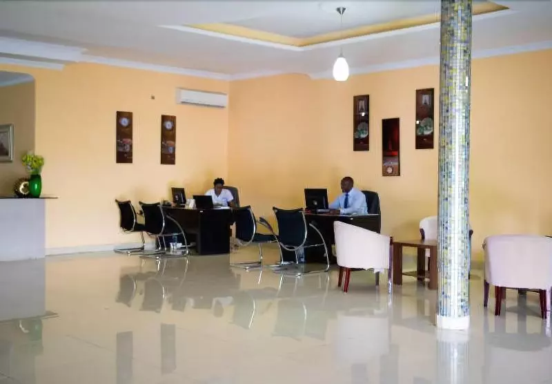 Fotos del hotel Mika Convention Center:  11