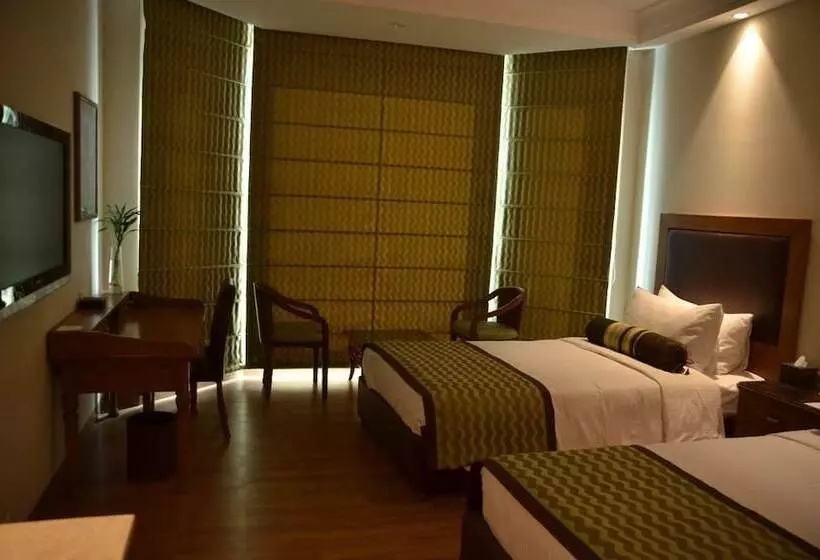 Fotos del hotel The Lalit Traveller Jaipur:  19