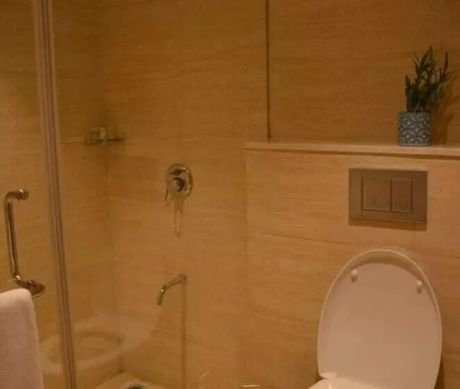 Fotos del hotel The Lalit Traveller Jaipur:  12