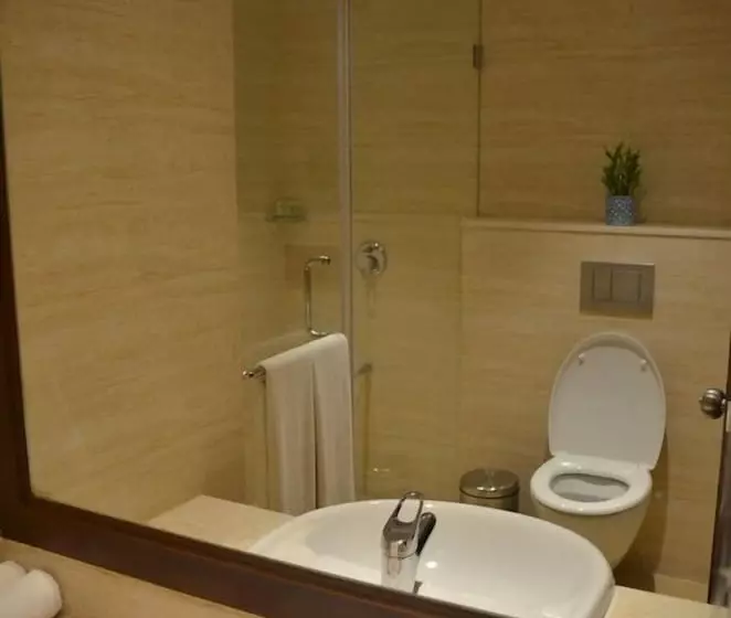 Fotos del hotel The Lalit Traveller Jaipur:  10