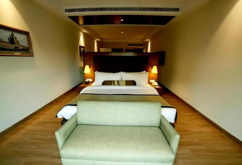 Fotos del hotel The Lalit Traveller Jaipur:  9