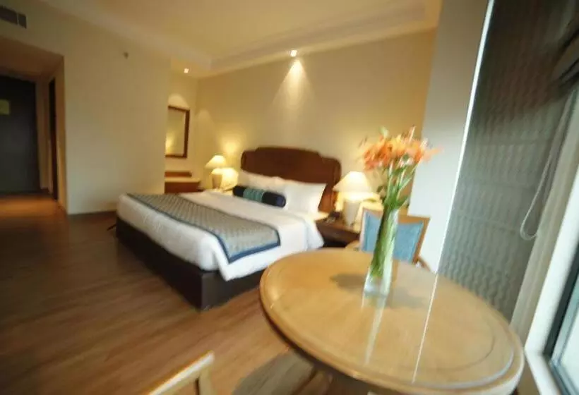 Fotos del hotel The Lalit Traveller Jaipur:  21