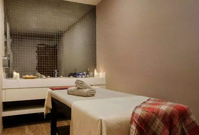 Fotos del hotel Ramada  & Suites Kusadasi:  25