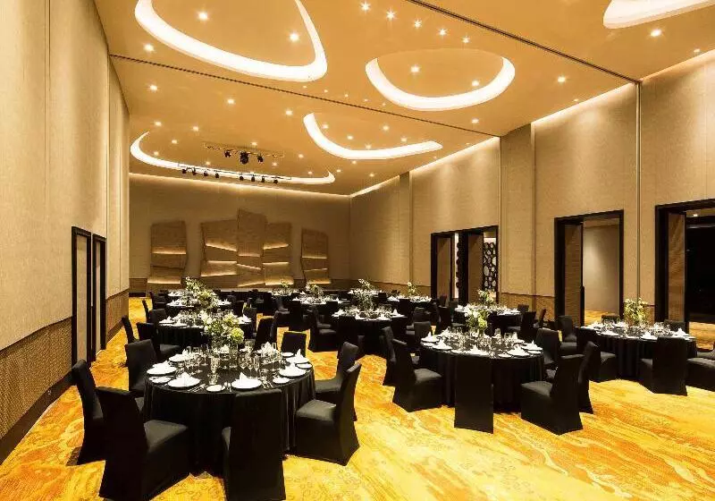 Fotos del hotel Mövenpick Siam  Na Jomtien Pattaya:  17