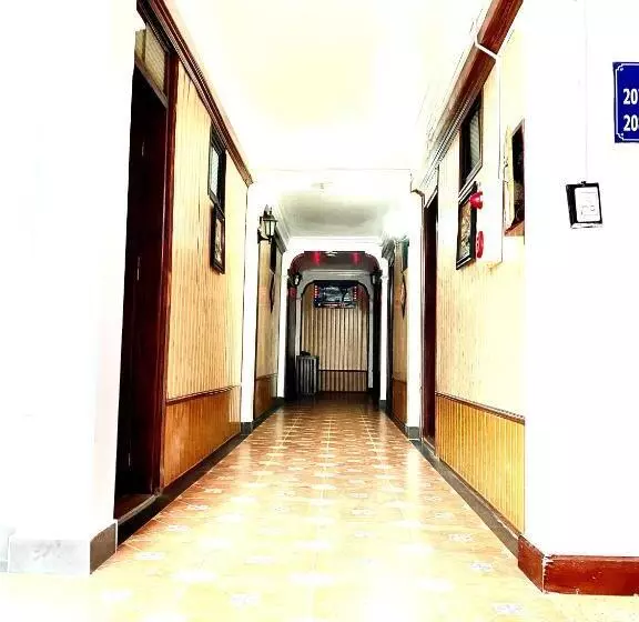 Fotos del hotel Royal Sapa:  12