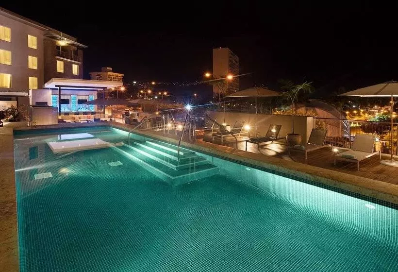 Fotos del hotel Courtyard By Marriott Kingston, Jamaica:  13