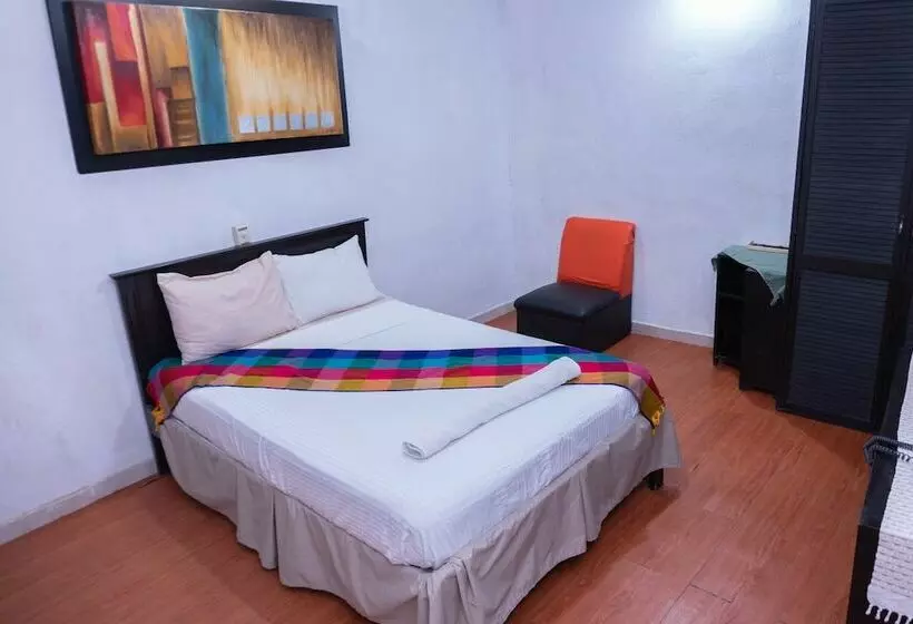 Fotos del hotel Makarios:  13