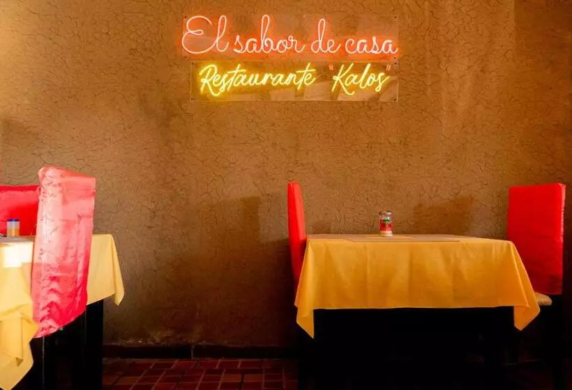 Fotos del hotel Makarios:  4