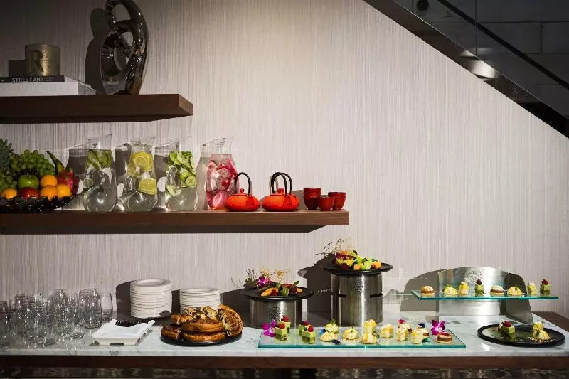 Fotos del hotel Renaissance Montreal Downtown:  16