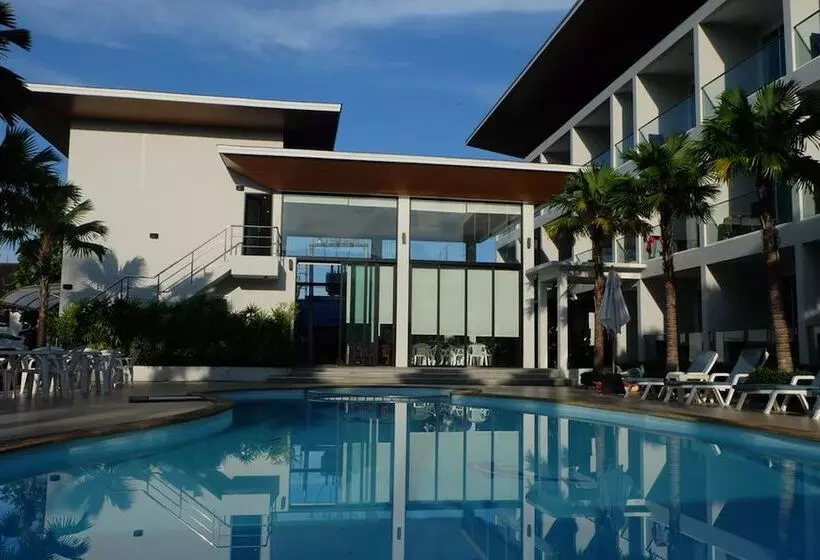 Fotos del hotel Clear House Resort:  2