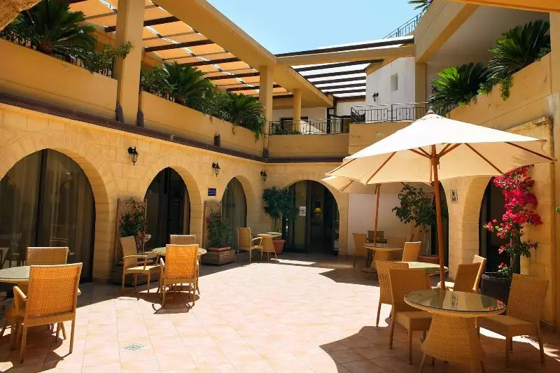 Fotos del hotel Dolcestate:  6