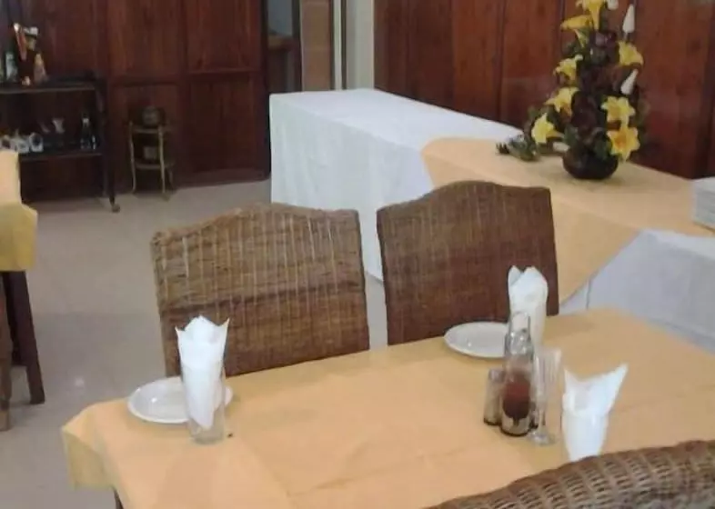 Fotos del hotel Sethule Lodge:  3
