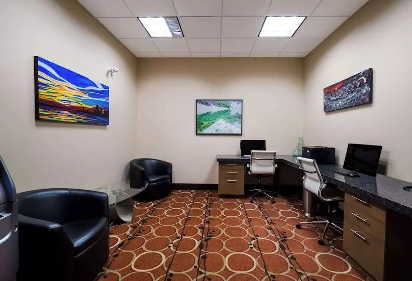 Fotos del hotel Wyndham Garden Calgary Airport:  5