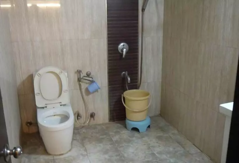 Fotos del hotel Durga International:  12