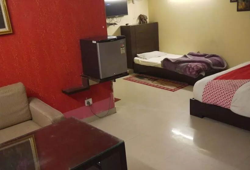 Fotos del hotel Durga International:  18