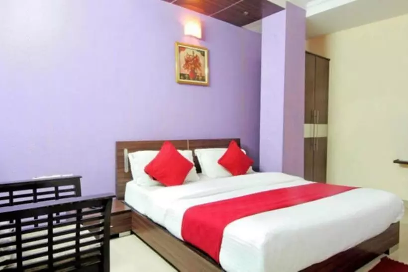 Fotos del hotel Durga International:  24