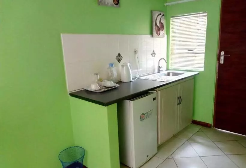 Fotos del hotel Tasha Lodge And Tours:  4