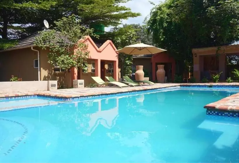 Tasha Lodge And Tours