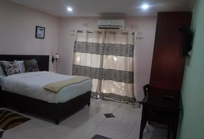 Fotos del hotel Tasha Lodge And Tours:  8