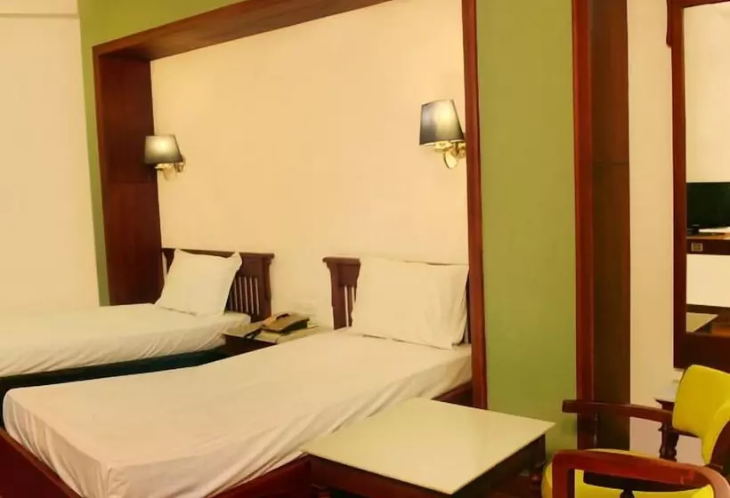 Fotos del hotel Woodlands:  4