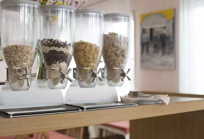 Fotos del hotel Desirée:  5