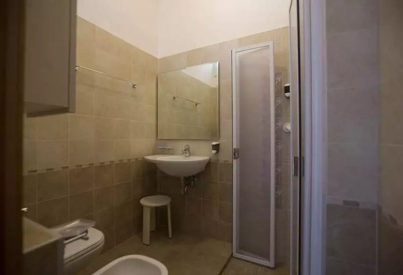 Fotos del hotel Desirée:  15