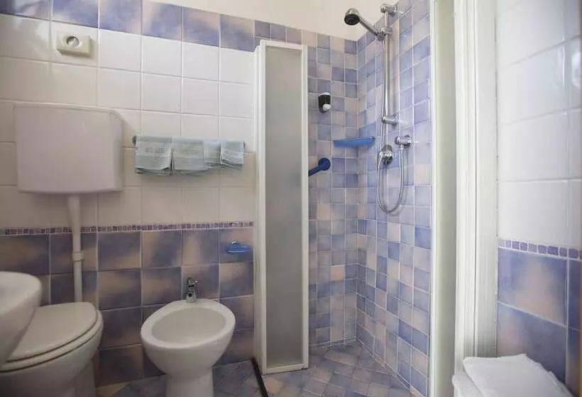 Fotos del hotel Desirée:  13