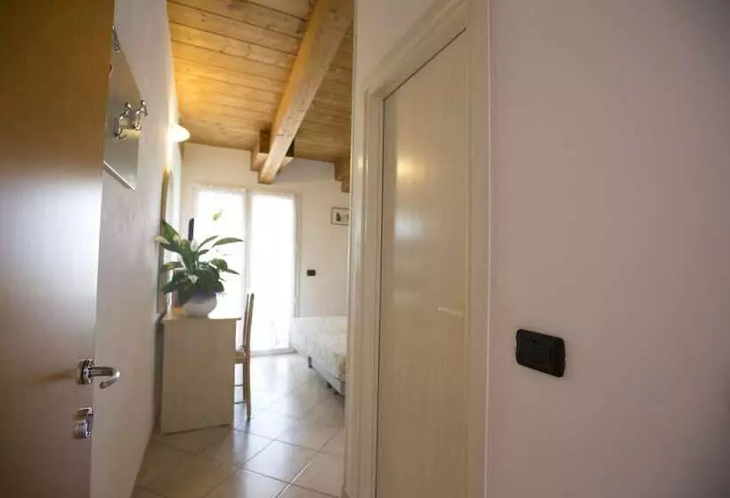 Fotos del hotel Desirée:  6