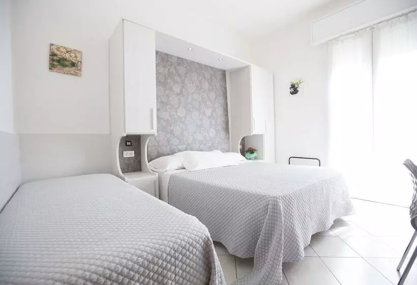 Fotos del hotel Desirée:  16