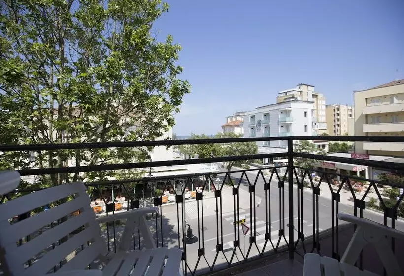 Fotos del hotel Desirée:  3