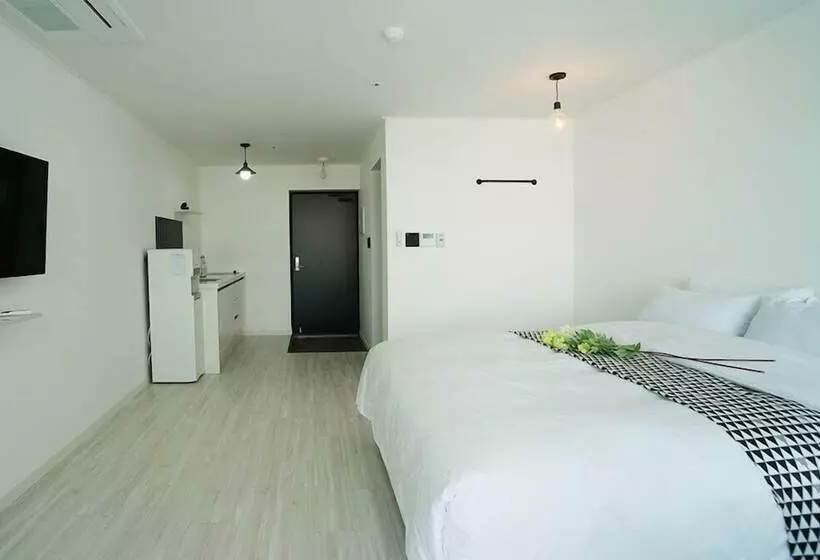 Fotos del hotel Ninespavill:  9