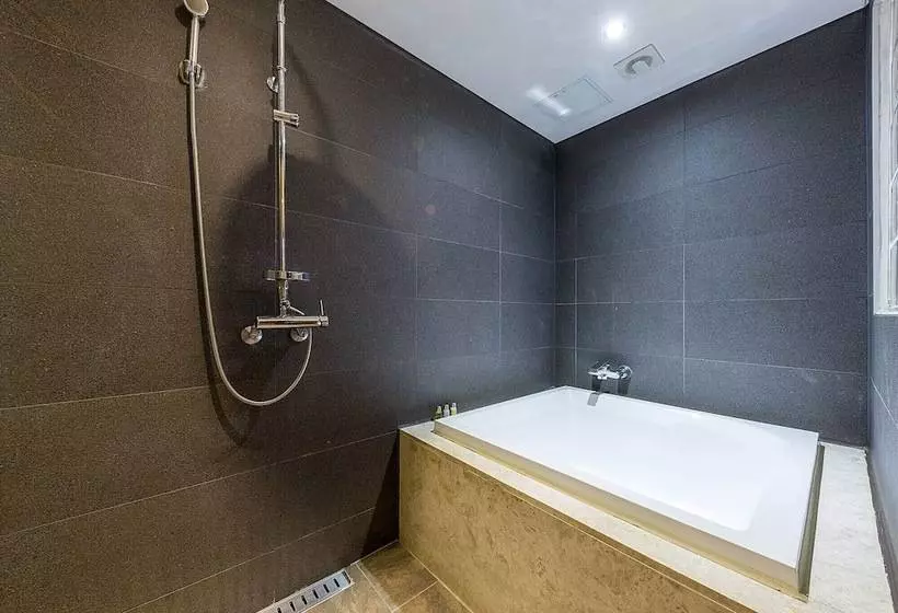 Fotos del hotel S&:  2