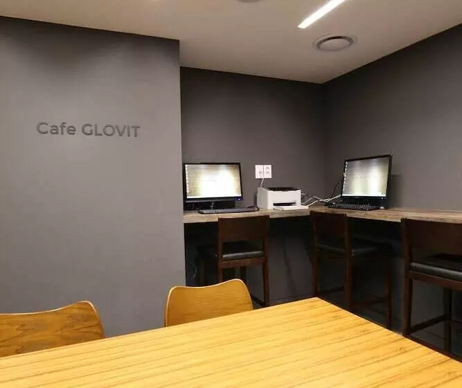 Fotos del hotel 8 Hours:  4