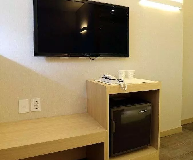 Fotos del hotel 8 Hours:  21