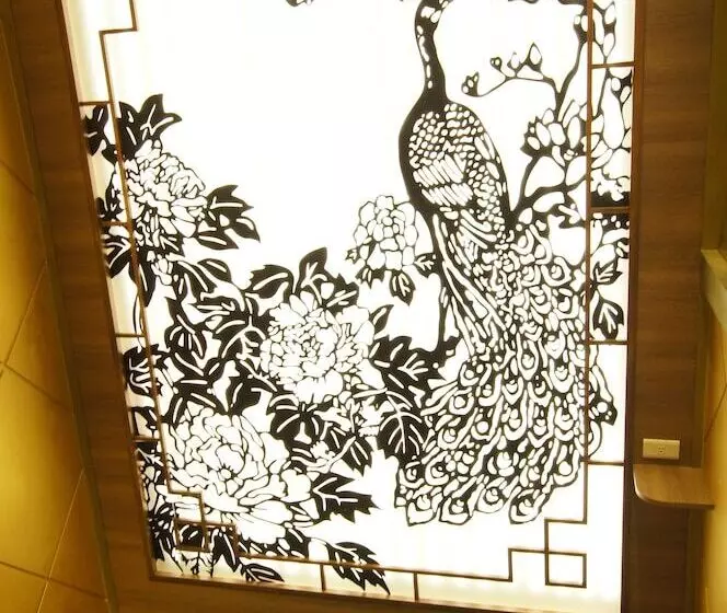 Fotos del hotel Colors Infinity Inn:  4