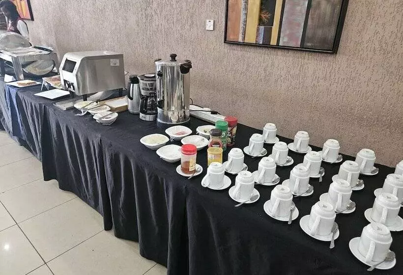 Fotos del hotel Bridgeview Hotel & Conference Centre:  5