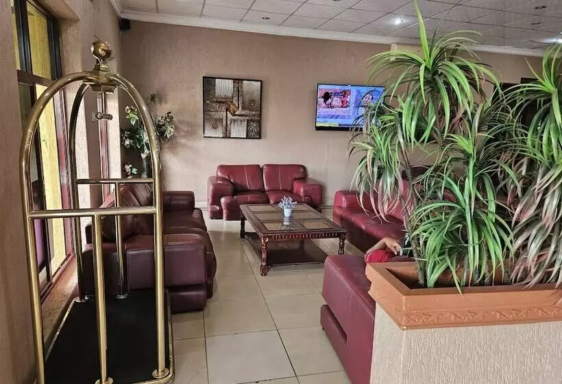 Fotos del hotel Bridgeview Hotel & Conference Centre:  2