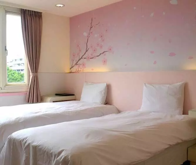 Fotos del hotel Kiwi Express Hotel - Zhong Zheng Branch:  2