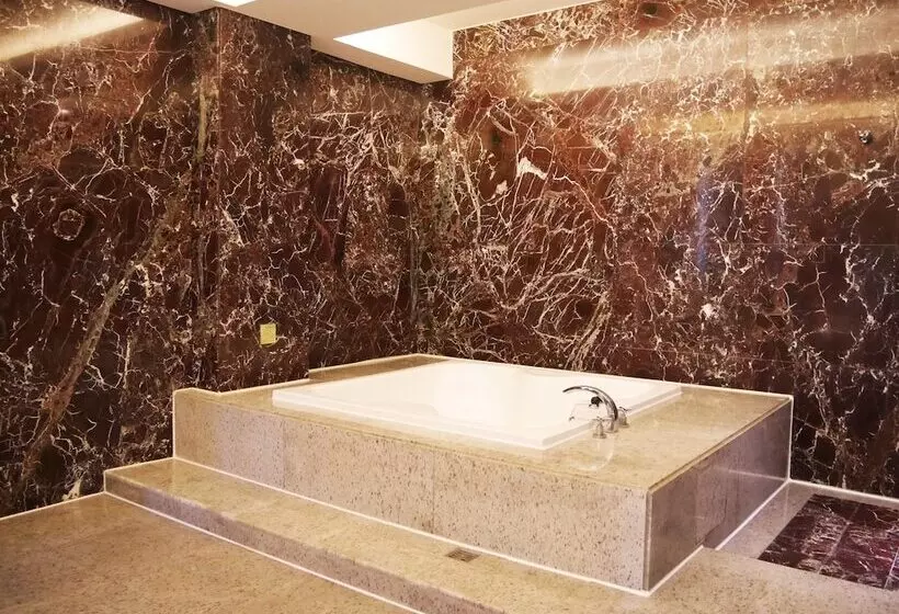 Fotos del hotel Refinement Motel:  3