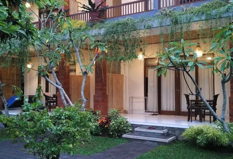 Fotos del hotel Nyoman Sandi Guest House:  7